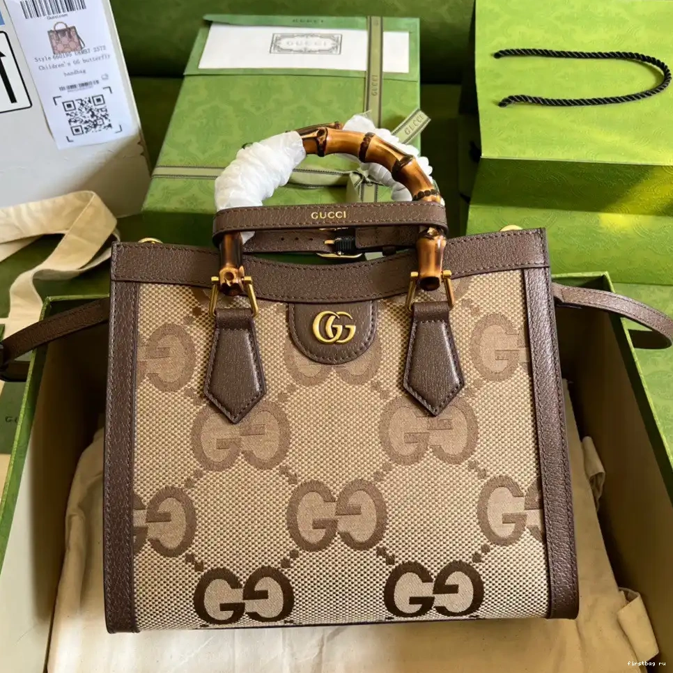 small jumbo with Gucci GG bag Diana tote 0611